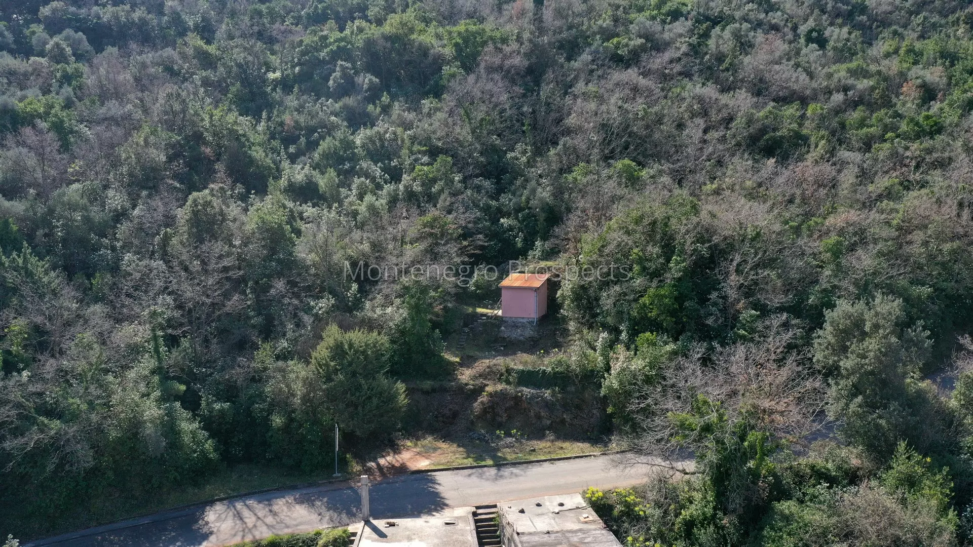 14182 plot in zabrdje 4