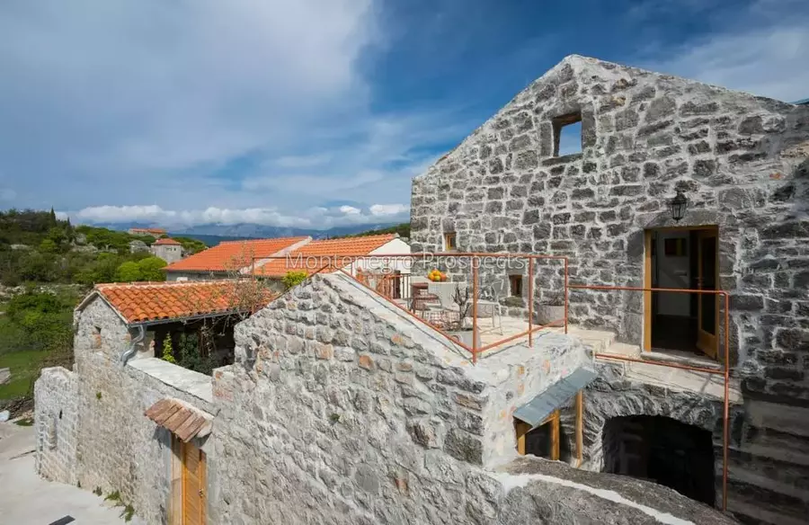 Renovated old stone house in djurasevici 13714 15.jpg