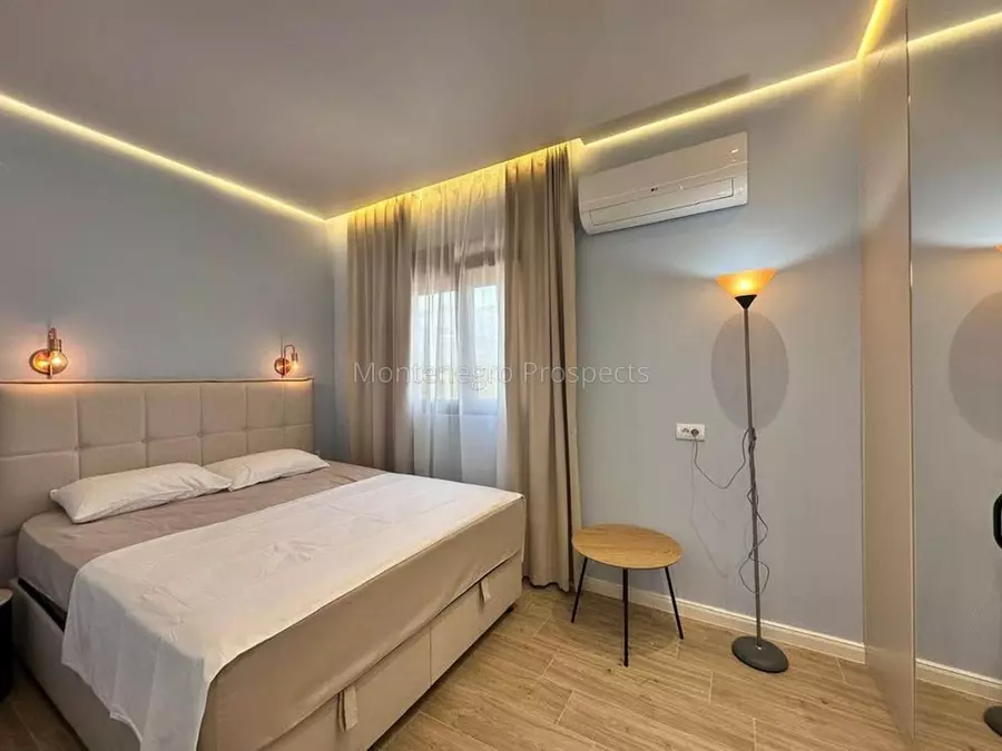 77029 stan u tivat 8