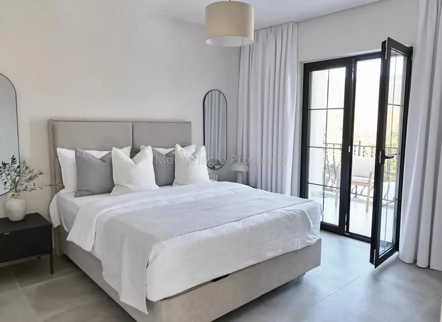 House for sale 13779 18