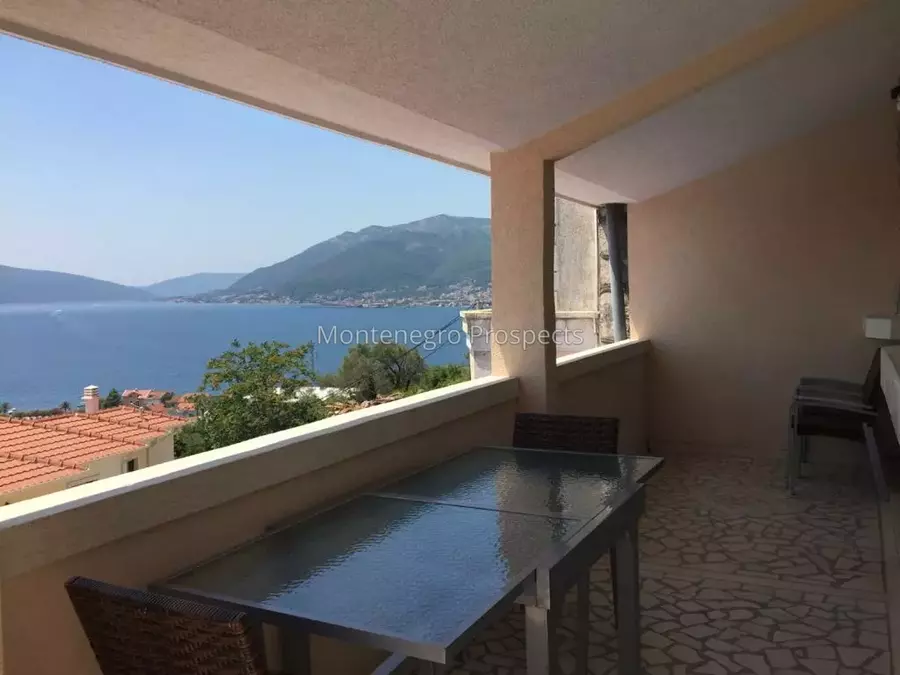 One bedroom apartment with sea views in donja lastva tivat 13794 1.jpg