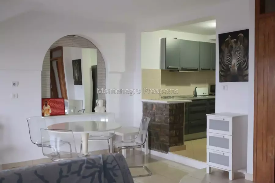 One bedroom apartment with sea views in donja lastva tivat 13794 3.jpg