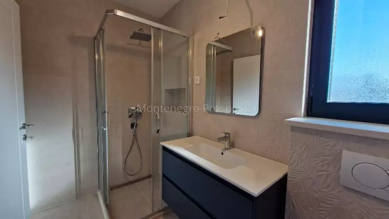 Three bedroom apartment for sale lustica 20