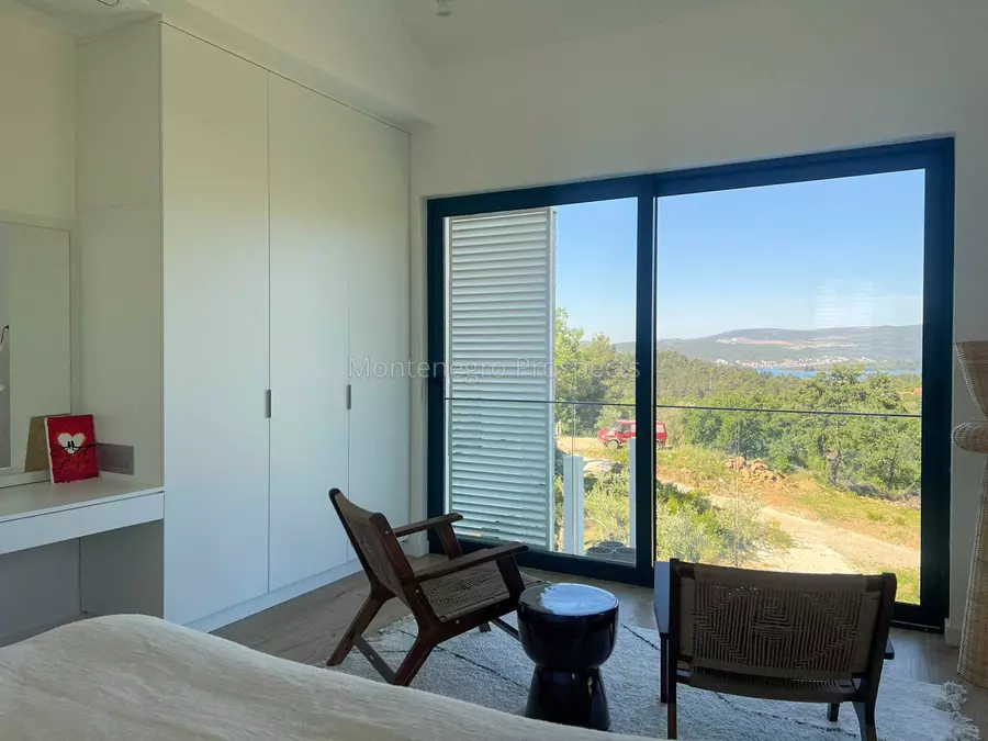 Newly built luxury villa located in kavac 13860 16